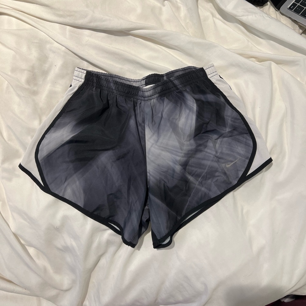 Nike gray camo shorts